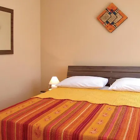 Beautiful Apartment In Porec With Wifi